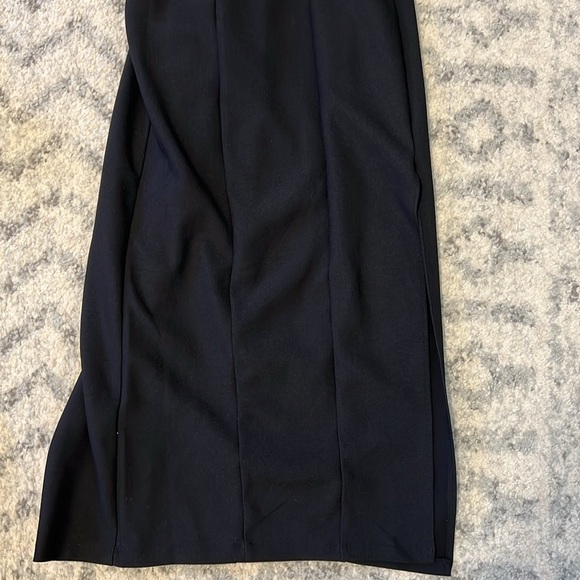 Abercrombie & Fitch Black Sleeveless Dress - Picture 3 of 4